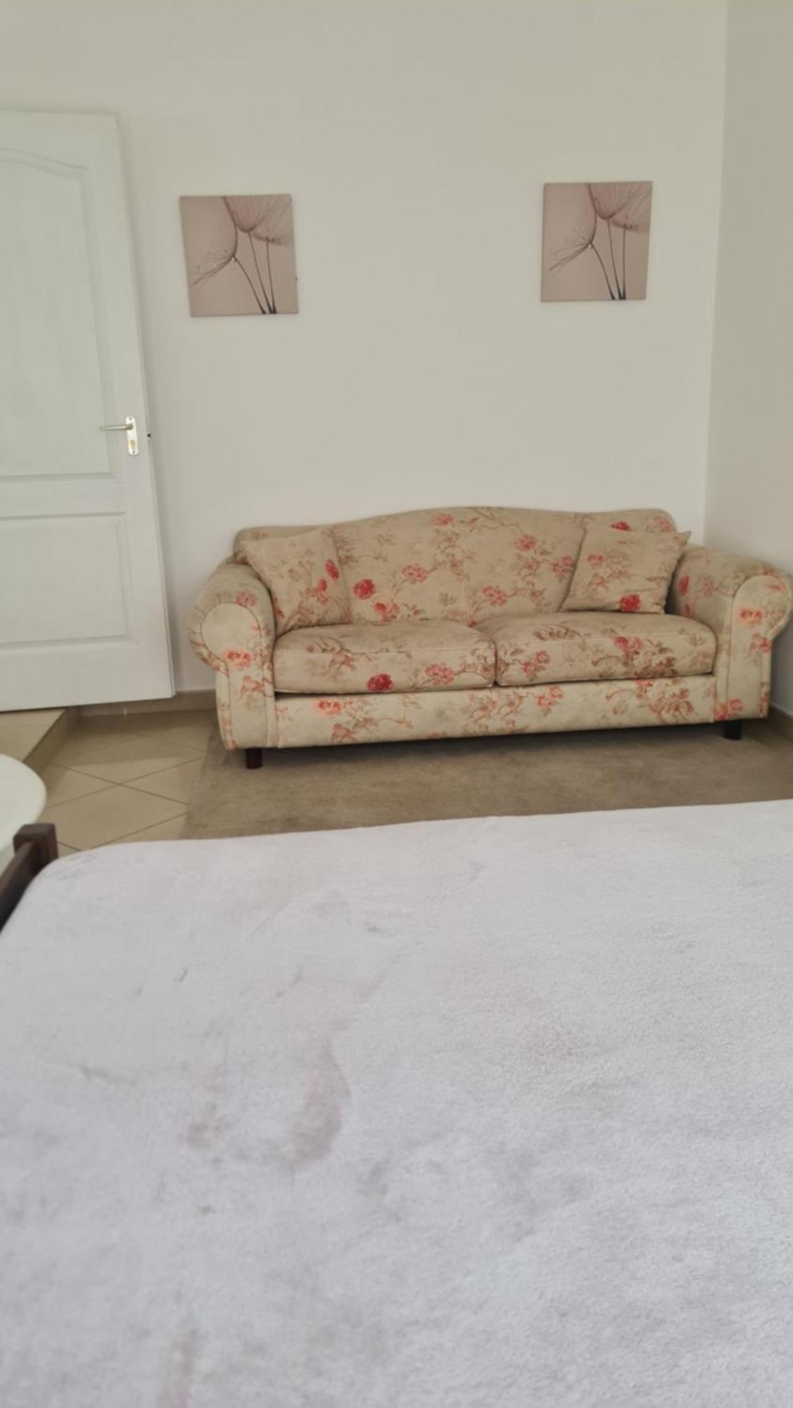 Tulipan Apartman Szeged Esterno foto